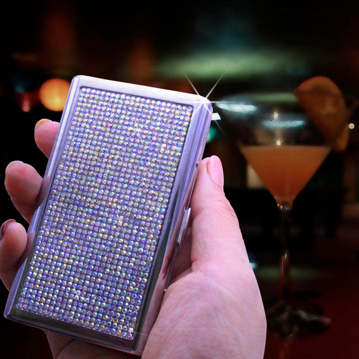 HUMWE Bling Rhinestone Crystal Cigarette Case for Women Men, Metal Holder for Regular,King and 100's Size 14-20 Capacity, Pocket Cigarettes Box for Smoker