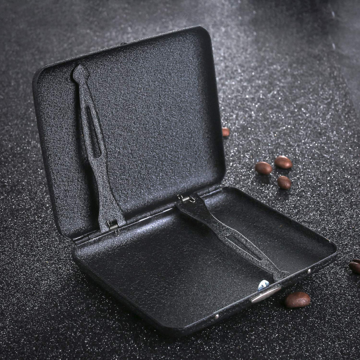 Alloy Frosted Cigarette Case Retro Cigaret Box Double Sided Metal Cigarette Holder for 18 Regular Cigarettes (Black)
