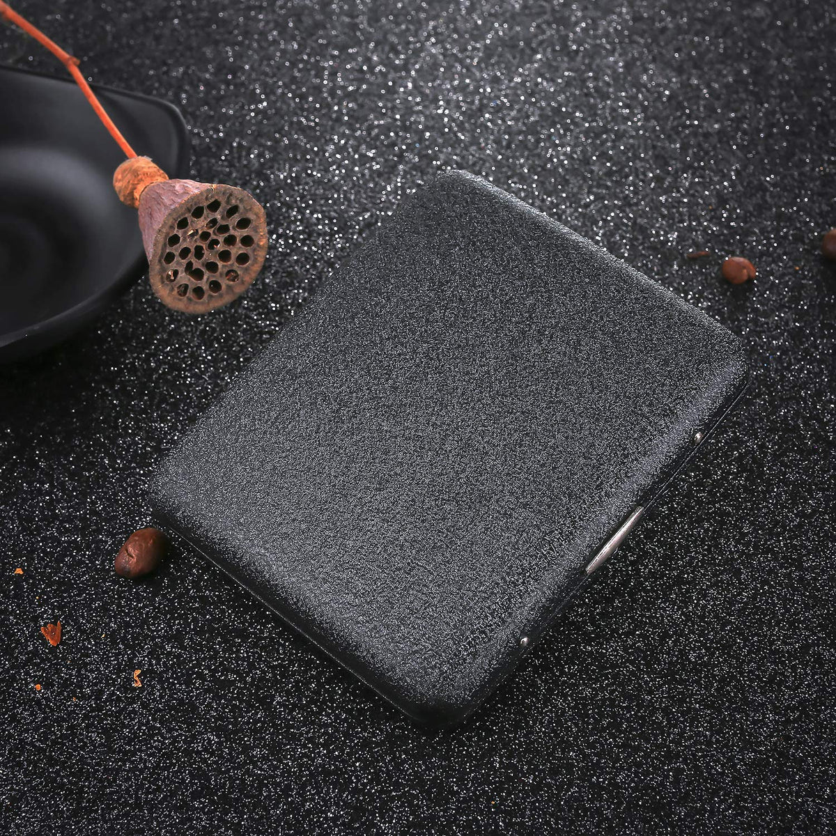 Alloy Frosted Cigarette Case Retro Cigaret Box Double Sided Metal Cigarette Holder for 18 Regular Cigarettes (Black)